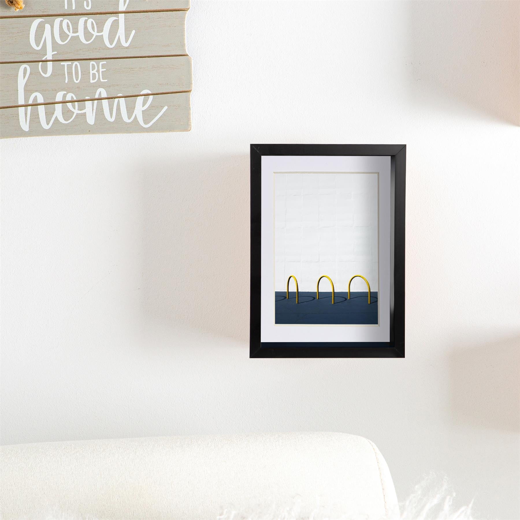 5 x 7 Black 3D Deep Box Photo Frame - with 4 x 6 Mount