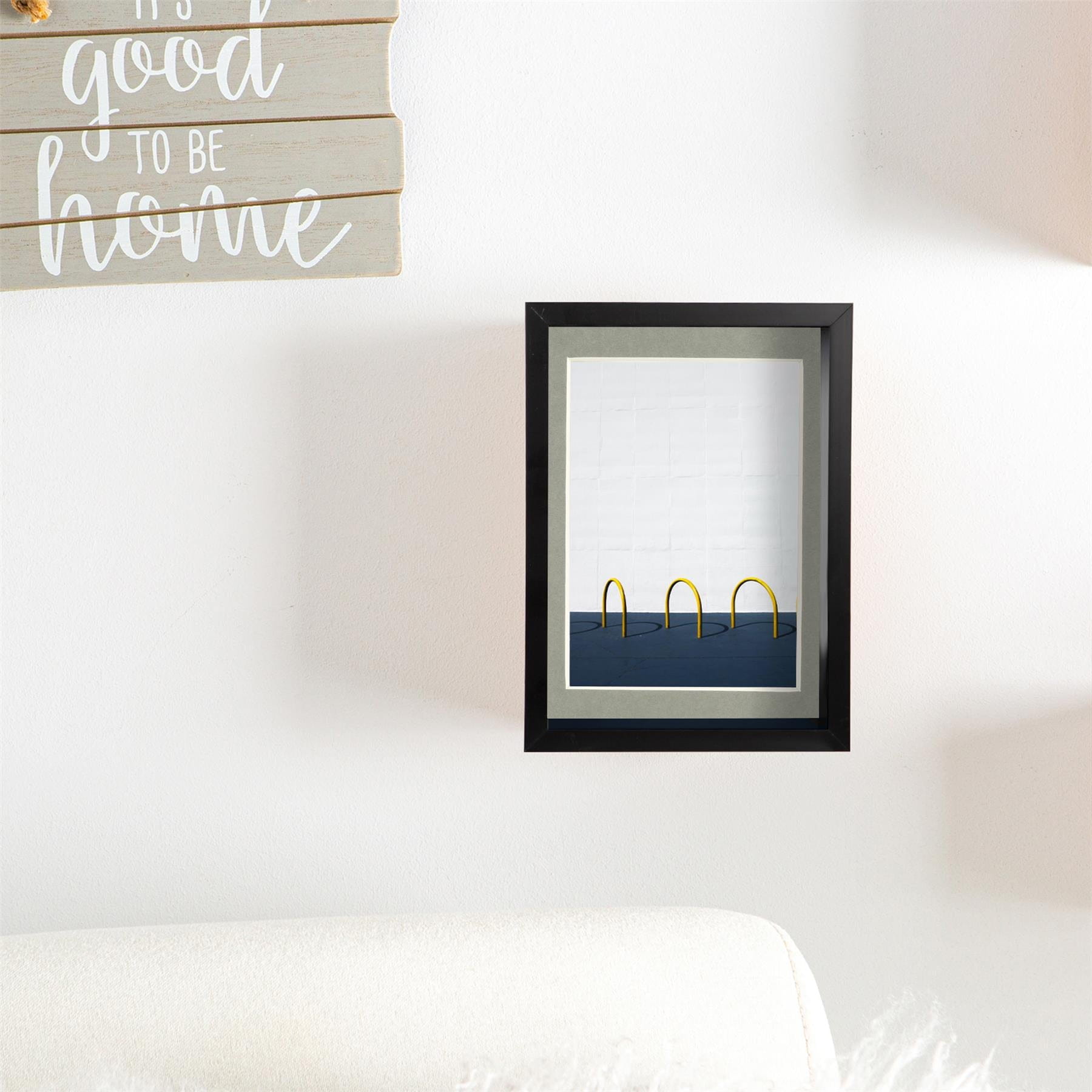 5 x 7 Black 3D Deep Box Photo Frame - with 4 x 6 Mount