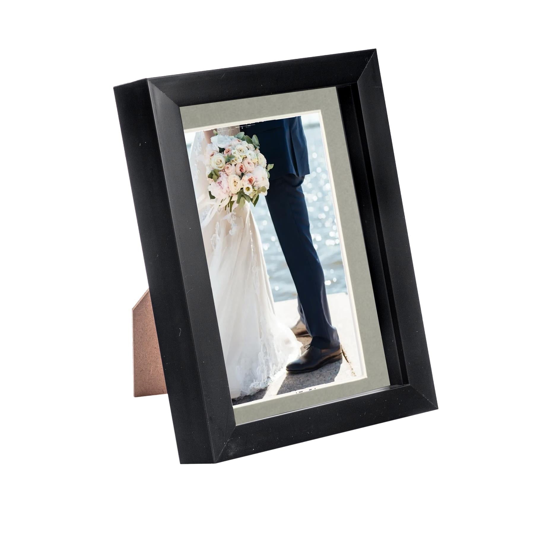5 x 7 Black 3D Box Photo Frame - with 4 x 6 Mount