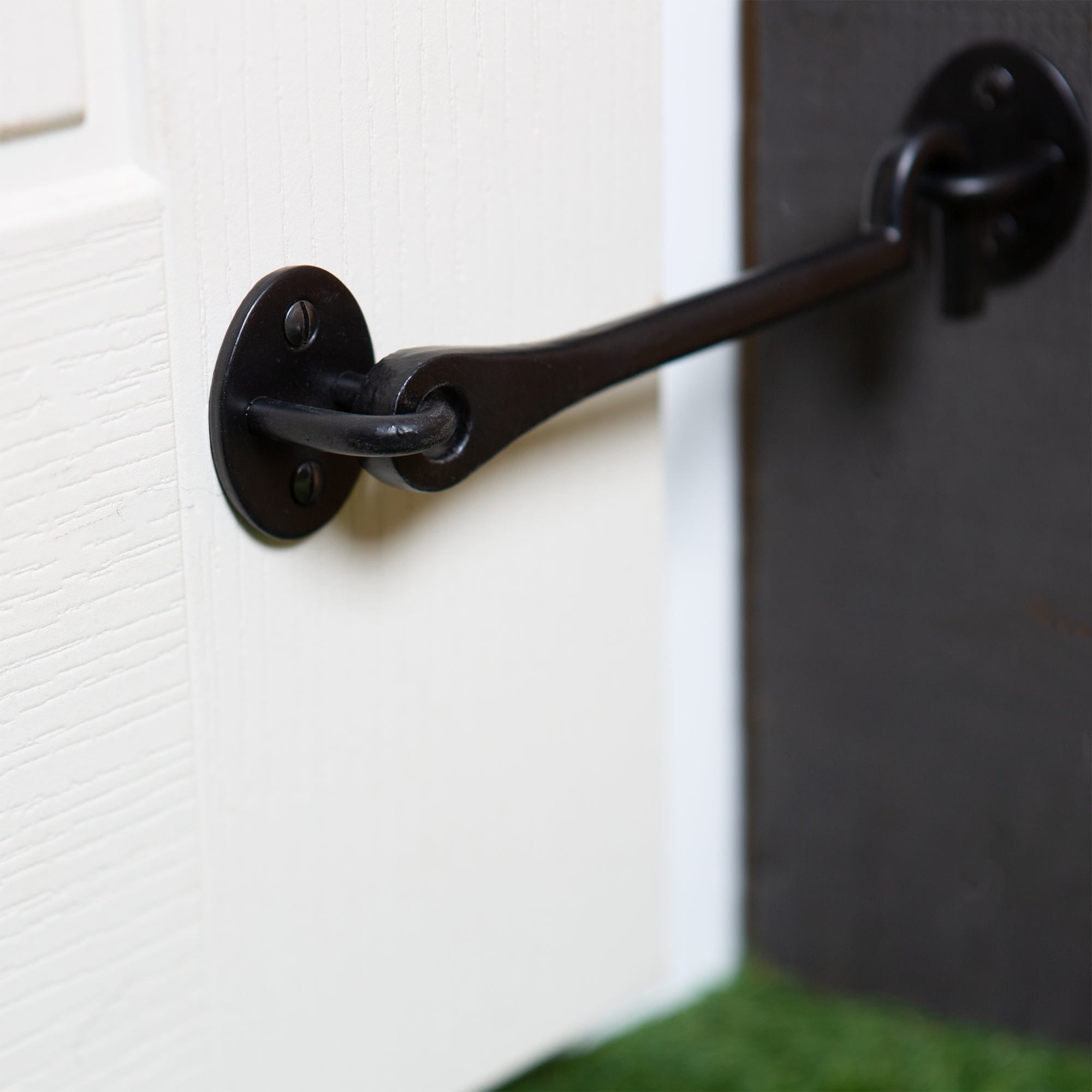225mm Black Rustic Cabin Hook and Eye