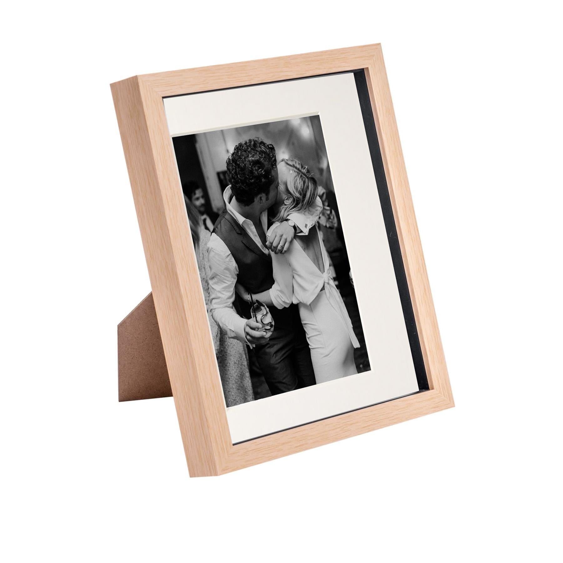 8 x 10 3D Box Photo Frame with 5 x 7 Mount