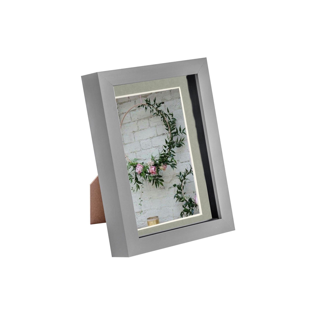 5 x 7 Grey 3D Box Photo Frame - with 4 x 6 Mount